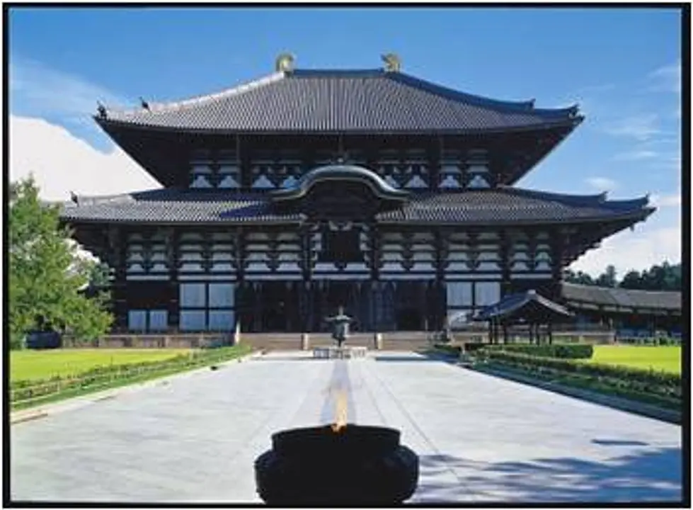 東の大寺 東京・天王洲では、街を歩くと大小さまざまな壁画に出会うことが